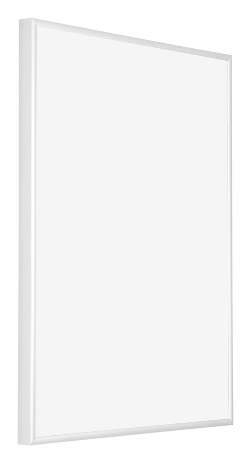 Kent Aluminium Bilderrahmen 70x90cm Weiss Hochglanz Vorne Schrag | Yourdecoration.at