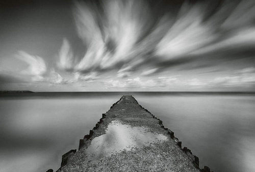 Wizard+Genius Landing Stage Silky Water Vlies Fototapete 384x260cm 8 bahnen | Yourdecoration.de
