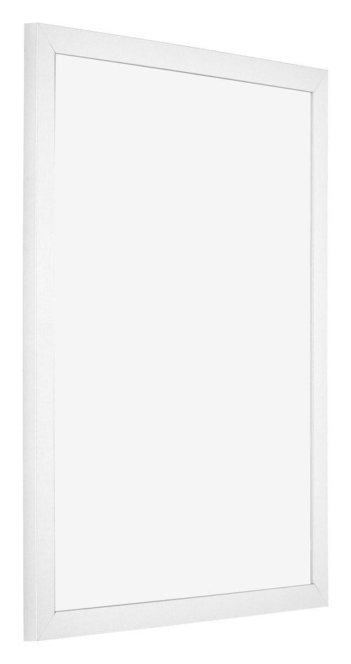 Bilderrahmen 40x55cm Weiss Matt MDF Bologna Vorne Schrag | Yourdecoration.at