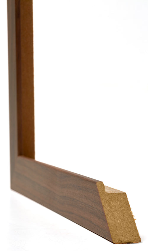 Mura MDF Bilderrahmen 49x68cm Nussbaum Dunkel Detail Querschnitte | Yourdecoration.at