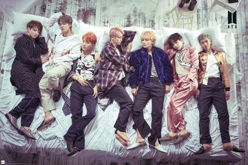 GBeye BTS Group Bed Poster 91,5x61cm | Yourdecoration.de