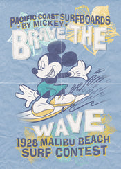 Komar Vlies Fototapete Iadx4 014 Mickey Brave The Wave | Yourdecoration.at