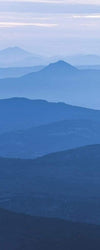 Komar Blue Mountain Vlies Fototapete 100x250cm 1 bahn | Yourdecoration.de